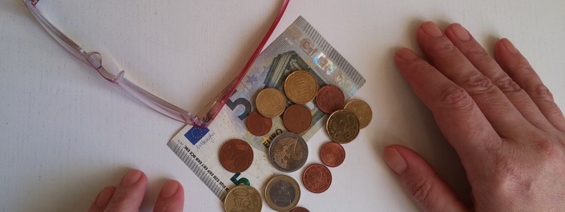 Пенсия, Деньги