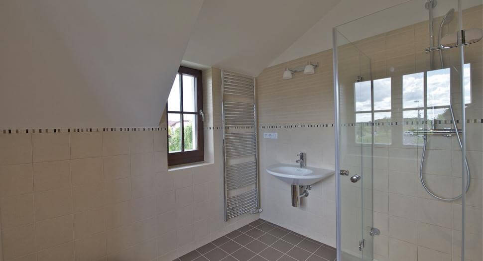 Бениче, Дом