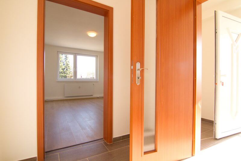 Комната, Центр спортивной авиации Жана