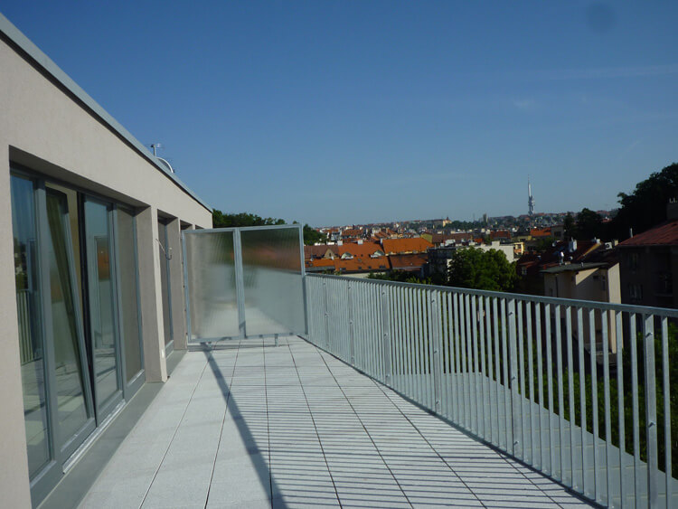 Забор, Перила