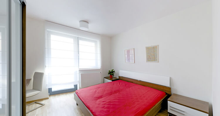 Тумбочка, Окно