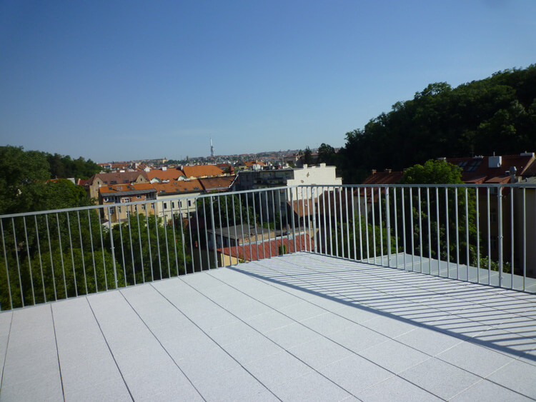 Забор, Перила