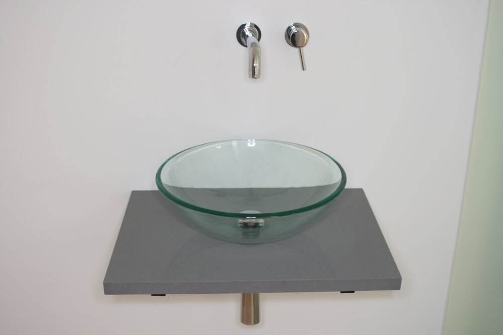 Раковина в ванной комнате