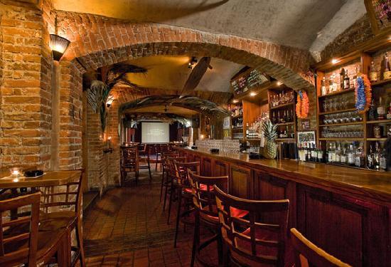 Aloha Wave Lounge в Праге