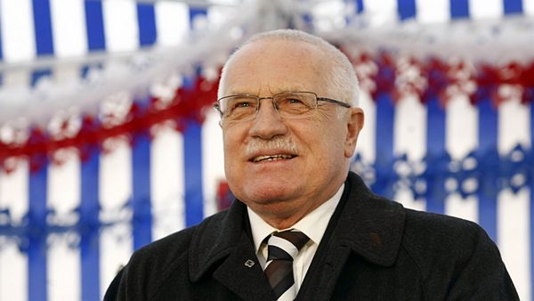 Клаус наложил вето на закон о Чешском национальном банке