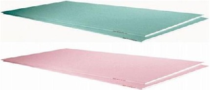 Для ванной комнаты, где повышенная влажность, предназначен гипсокартон с зеленым картоном. Пожароустойчивая плита с розовым картоном используется для сооружения пожароустойчивых конструкций (Rigips)