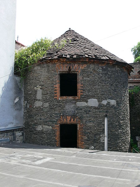 Башня средневекового укрепления