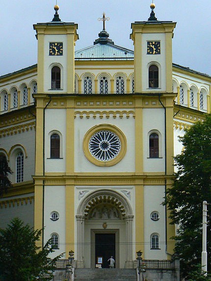 Koстел Дня вознесения Девы Maрии