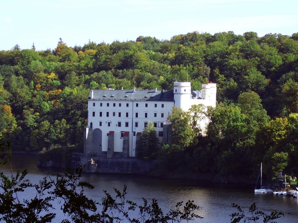 Орлик над Влтавой 