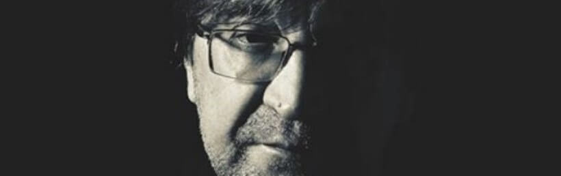 Премьера в Чехии в Праге, проведение акустического концерта рок-группы ДДТ