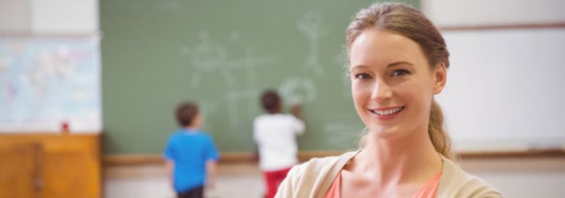 В Чехии учителям и госслужащим к осени поднимут зарплаты