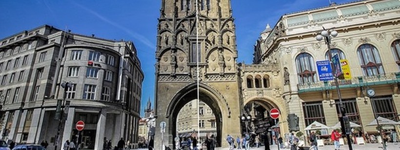 Достопримечательность Чехии – пражские пороховые ворота, ждёт обновление