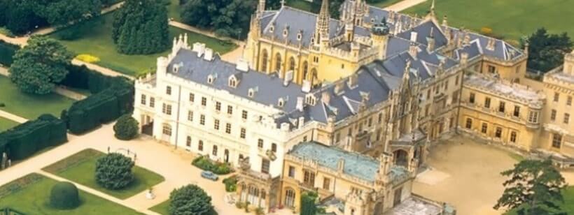 Замки Чехии разрешают с этого года фотографировать свои интерьеры