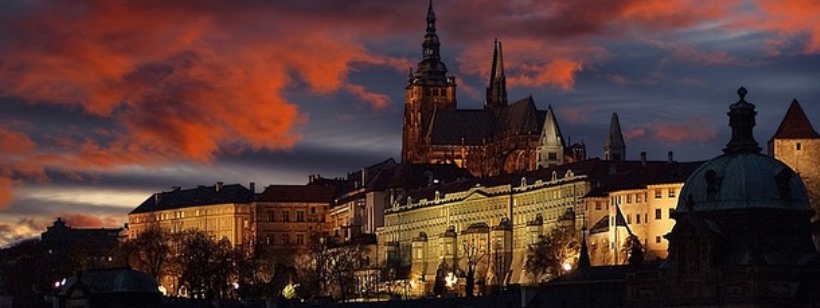 Зарплаты чиновников Чехии стали известны всем