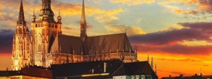 В Чехии выстраиваются очереди, чтобы попасть в крепость Пражский Град